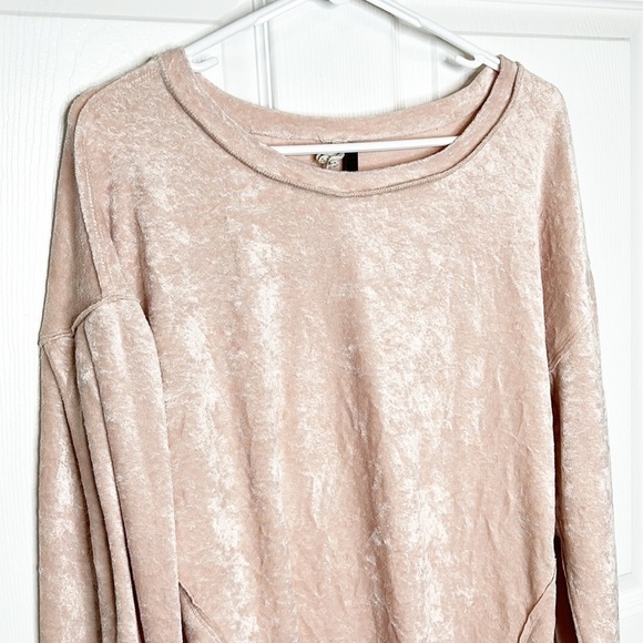 Free People We the Free Milan Crushed Velvet Top Women's XS Blush Pink - Picture 6 of 8